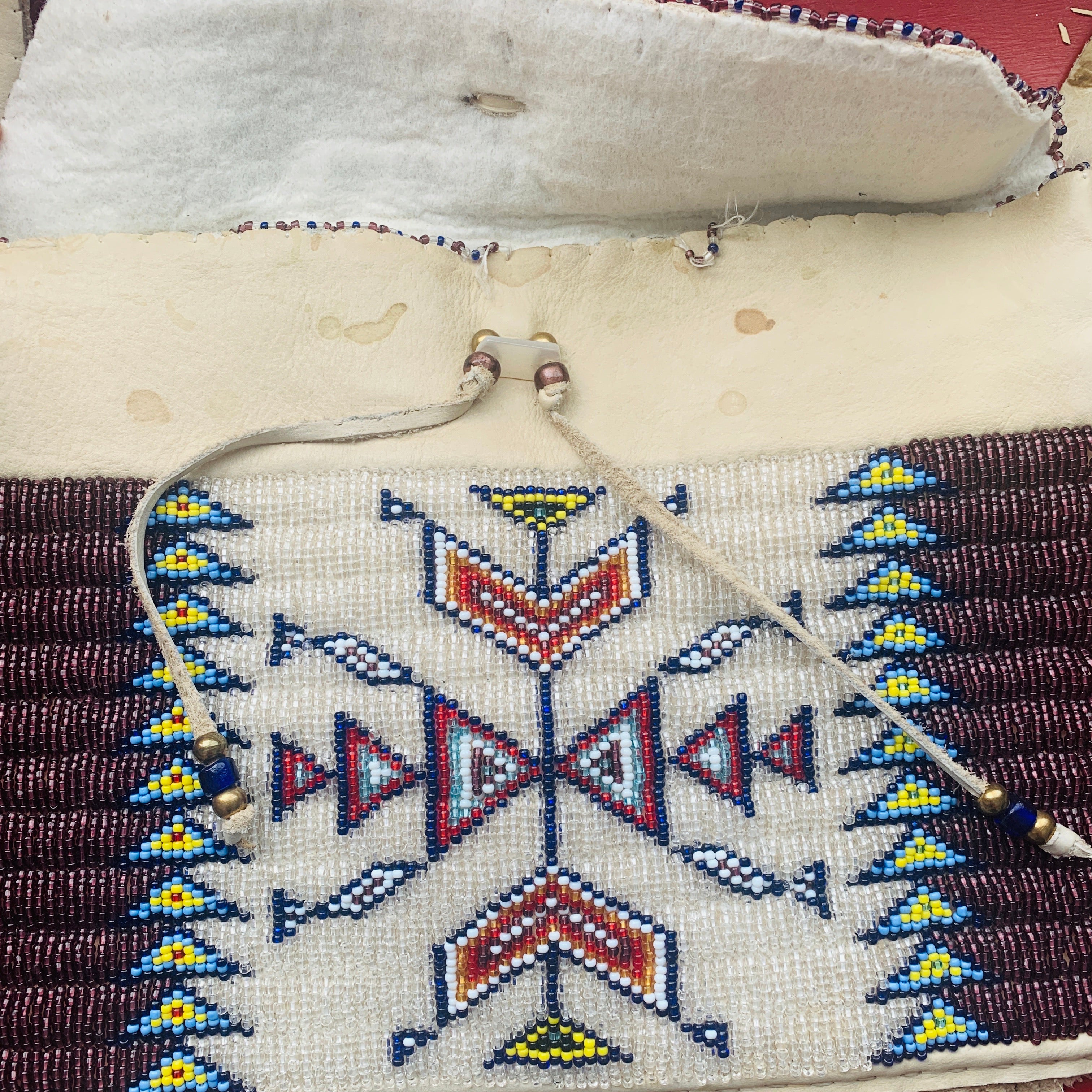 Stunning Native American Beaded Purse